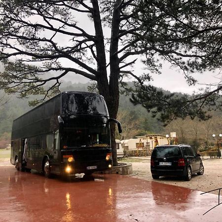 Hotel Urban Nightliner Tirana Exterior foto